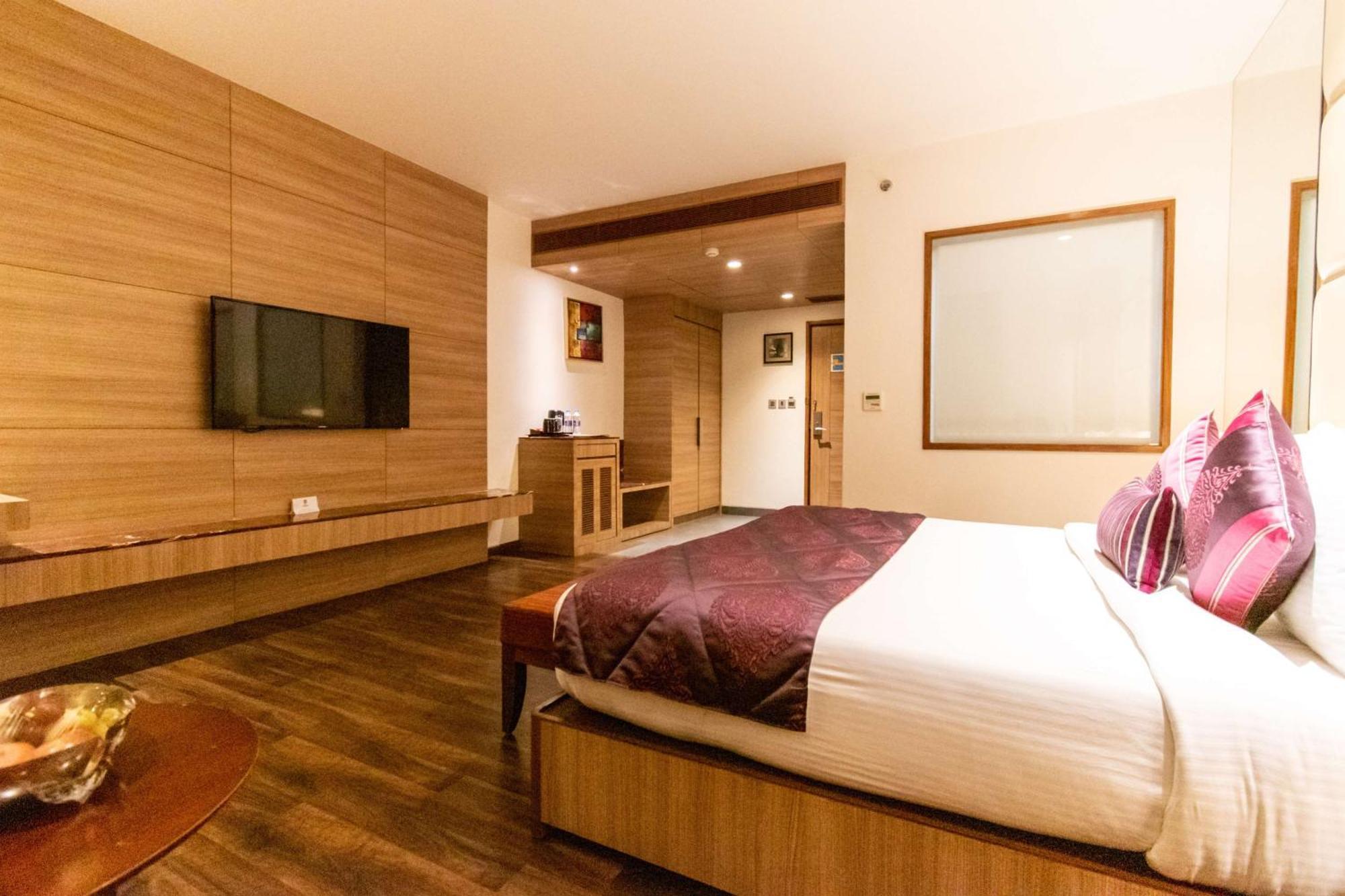 Best Western La Vista Pathānkot Extérieur photo