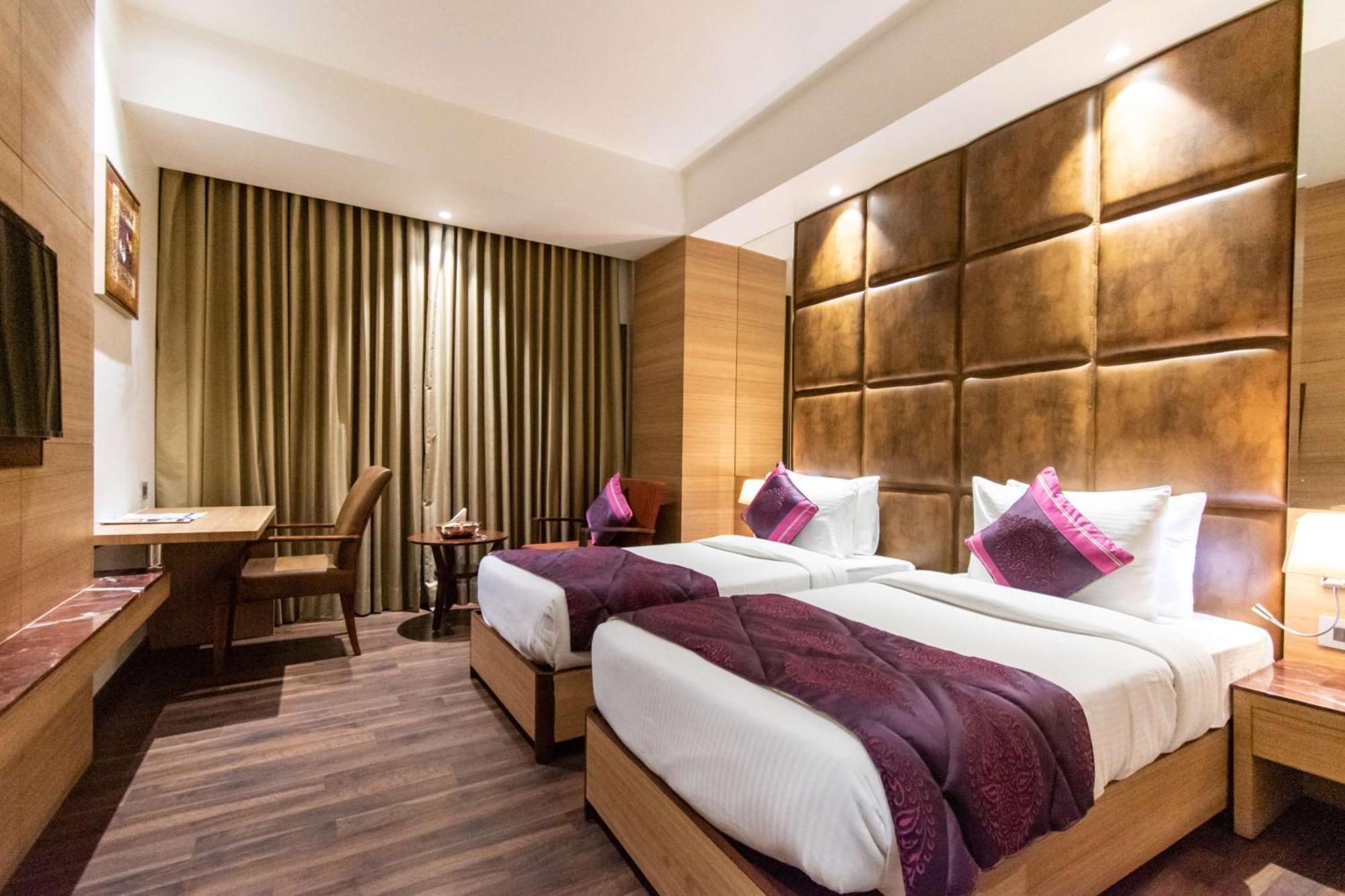 Best Western La Vista Pathānkot Extérieur photo