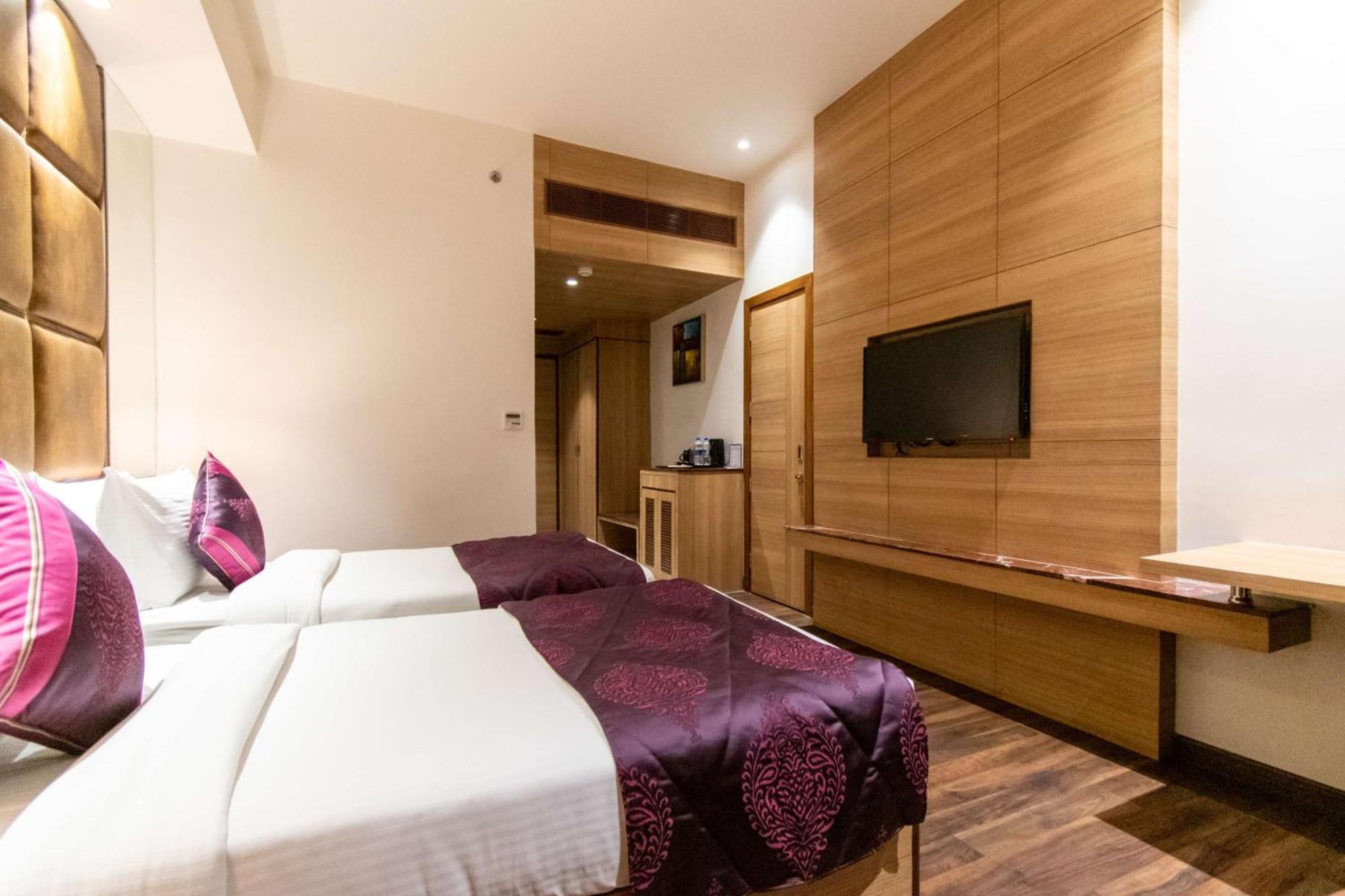 Best Western La Vista Pathānkot Extérieur photo