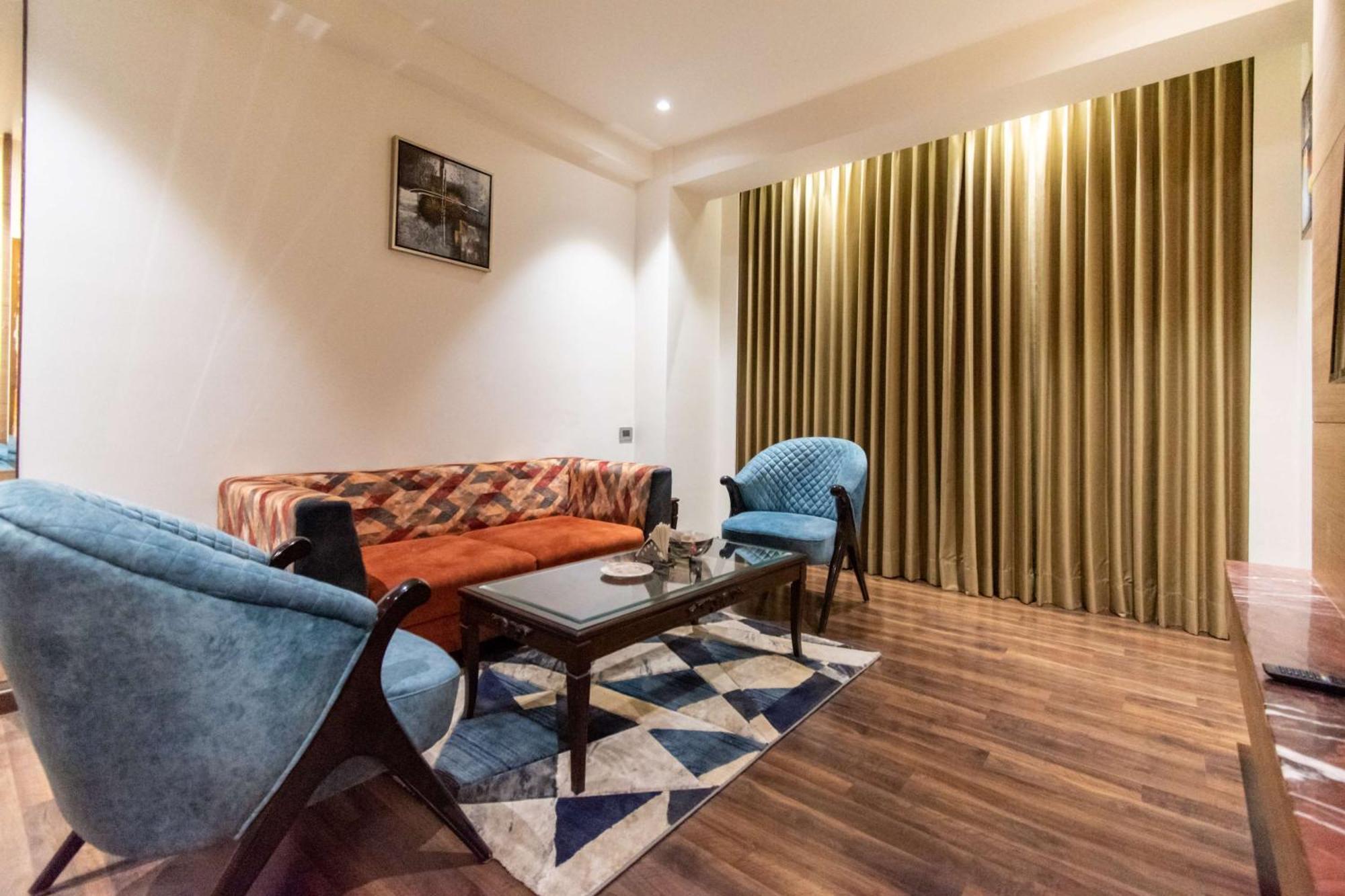 Best Western La Vista Pathānkot Extérieur photo