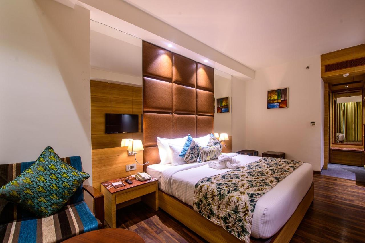 Best Western La Vista Pathānkot Extérieur photo